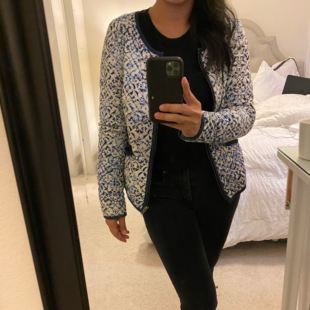 Quilted blue and white blazer